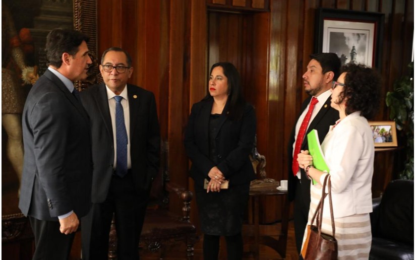 embajadores-centroamericanos1